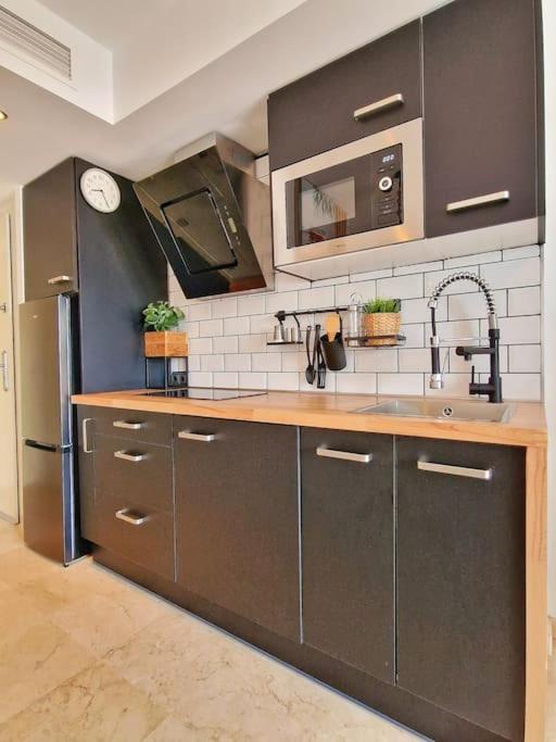 Apartamento Acogedor Piso Con Terraza Y Parking! Benalmádena Exterior foto