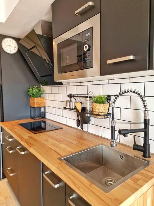 Apartamento Acogedor Piso Con Terraza Y Parking! Benalmádena Exterior foto