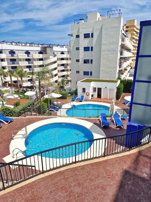 Apartamento Acogedor Piso Con Terraza Y Parking! Benalmádena Exterior foto
