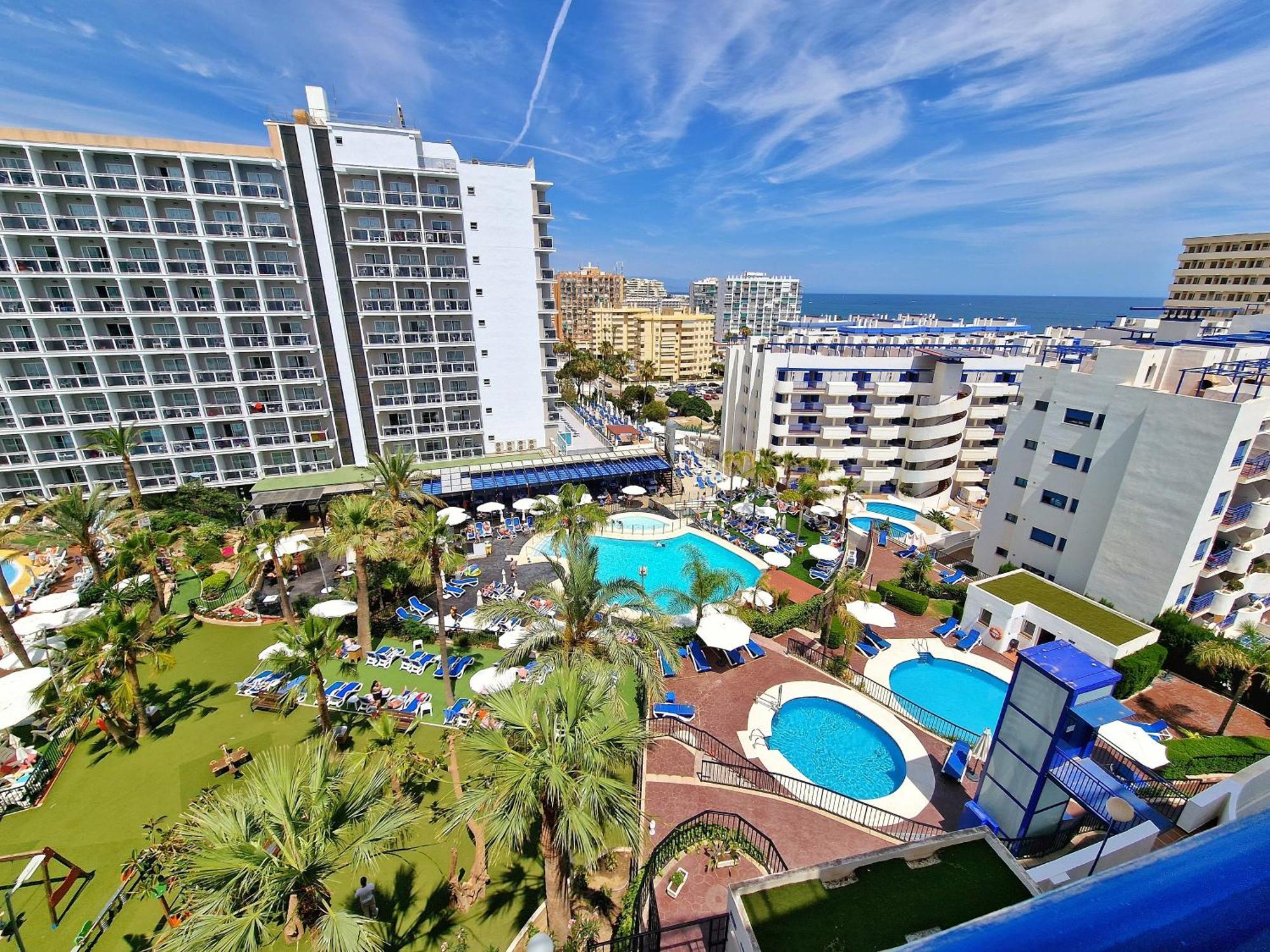 Apartamento Acogedor Piso Con Terraza Y Parking! Benalmádena Exterior foto